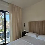 Poolside Apartments Villa Elsa Golem * Golem (Tirana)