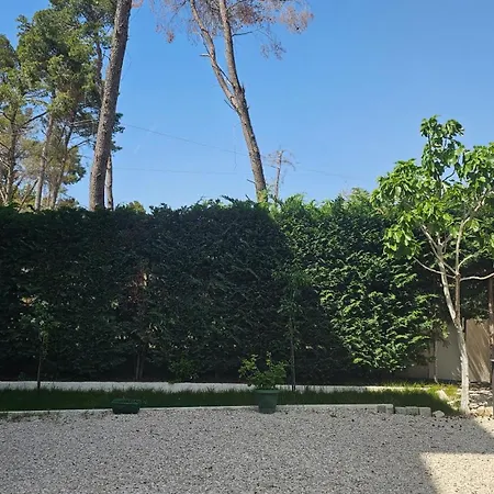 Διαμέρισμα Poolside Elsa Golem (Tirana)