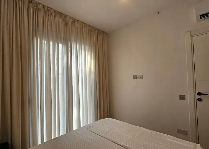 Poolside Villa Elsa Golem * Golem (Tirana)