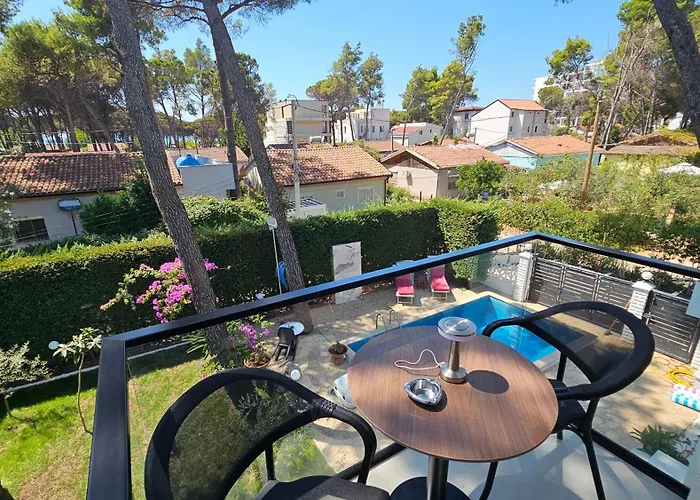 Apartment Poolside Apartments Villa Elsa Golem