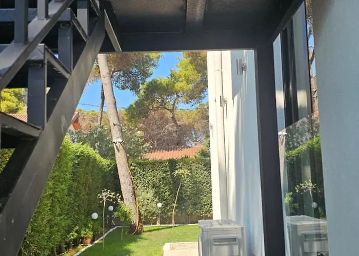 Poolside Apartments Villa Elsa Golem